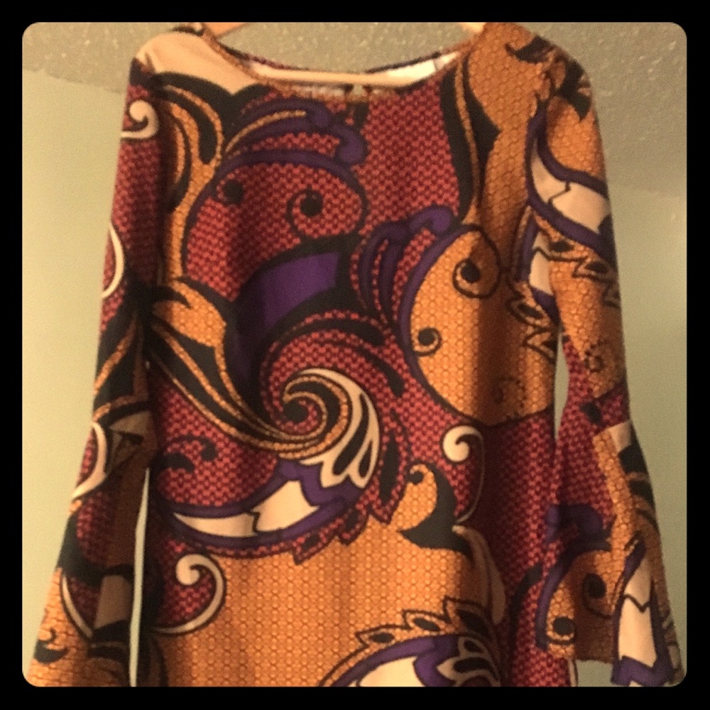 Bell sleeve dress